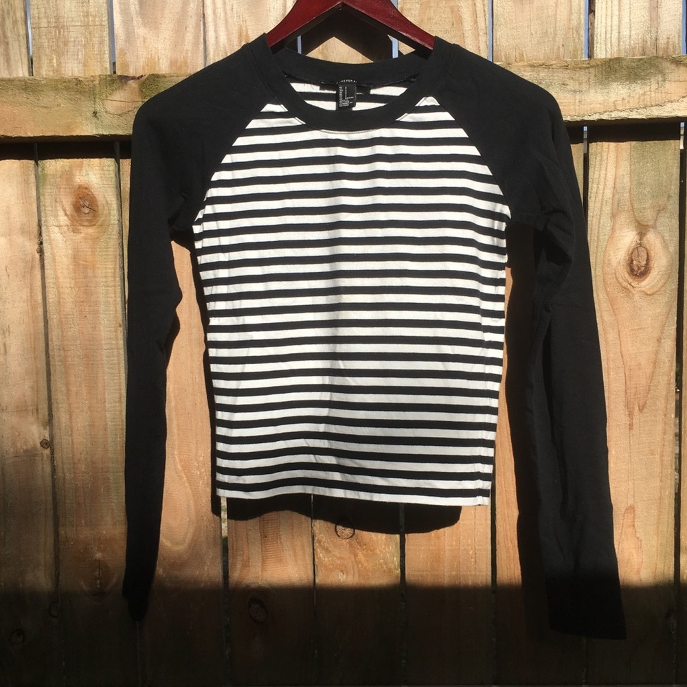 Forever 21 Striped Cropped Long Sleeve Top Small
